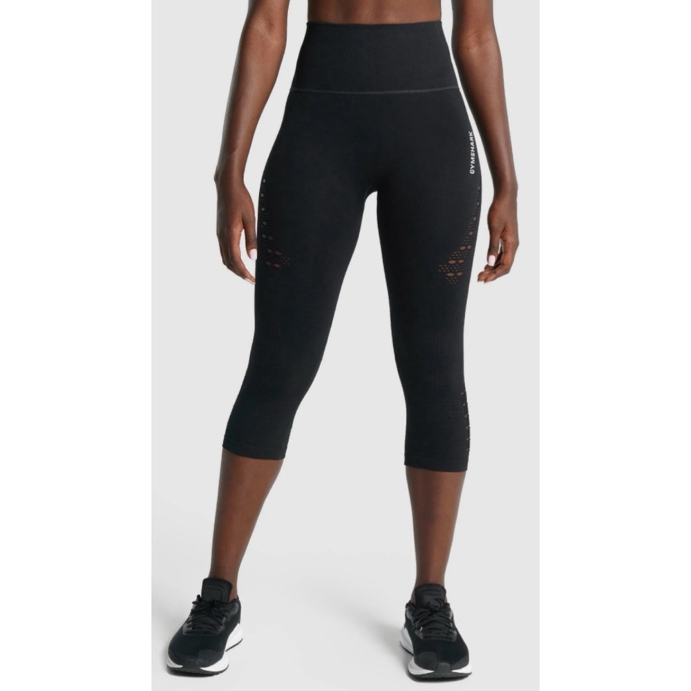 Gymshark Energy Seamless Cropped in Black, Size XS/S